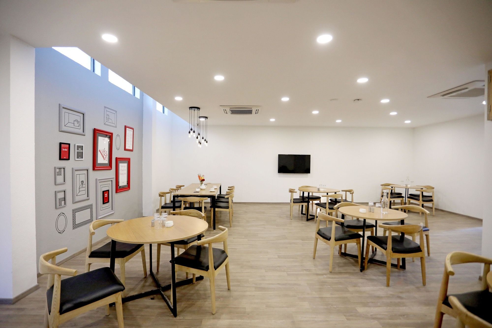 Oyo Townhouse 027 Sector 15 Gurgaon Hotel Exterior photo